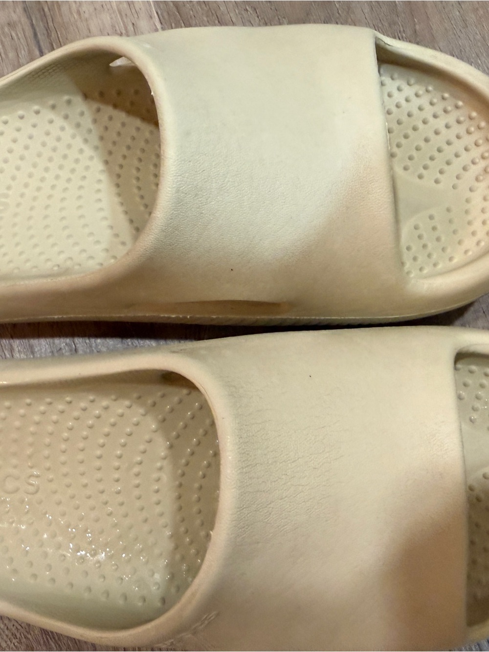 Crocs mellow recovery slide